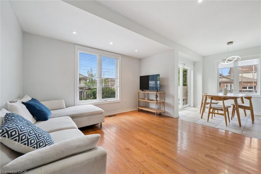 58 Wilkie Crescent
