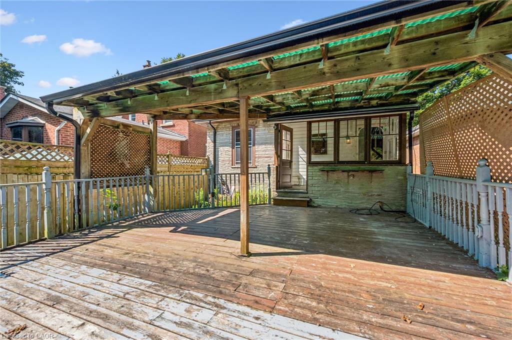22 Boult Avenue