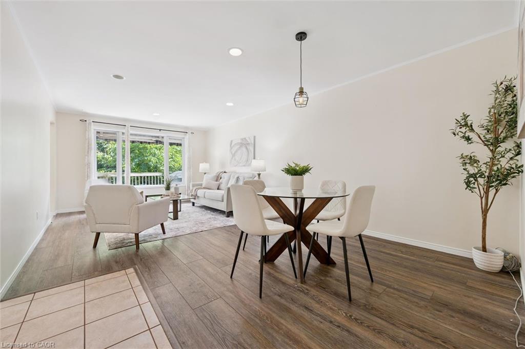 73 Waxwing Crescent