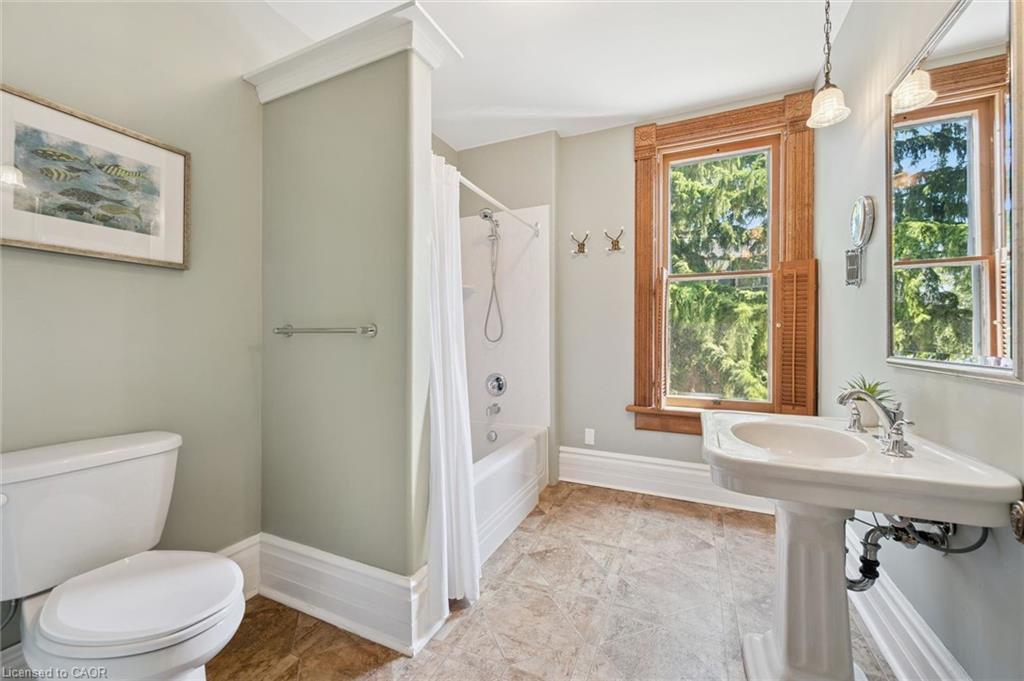 80 London Road W
