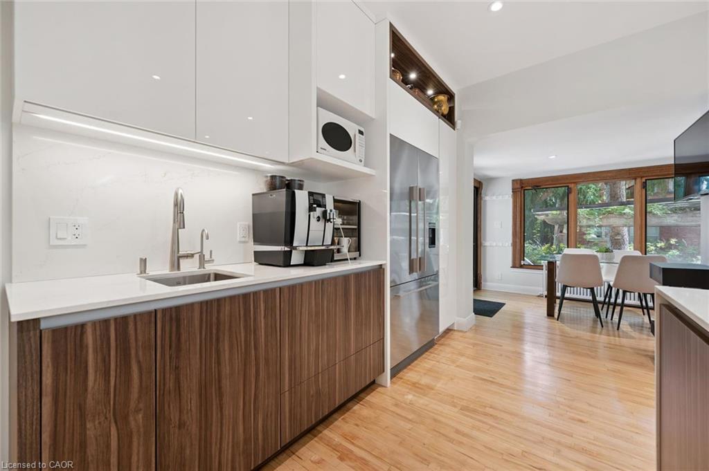 80 London Road W