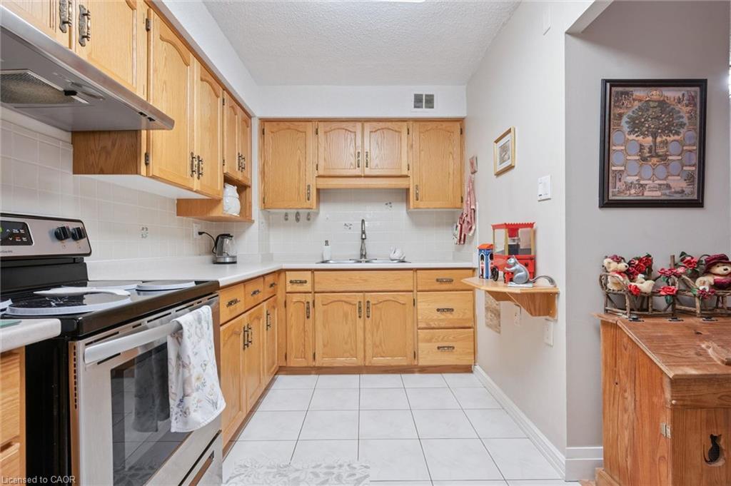 206-93 Westwood Road Unit: 206
