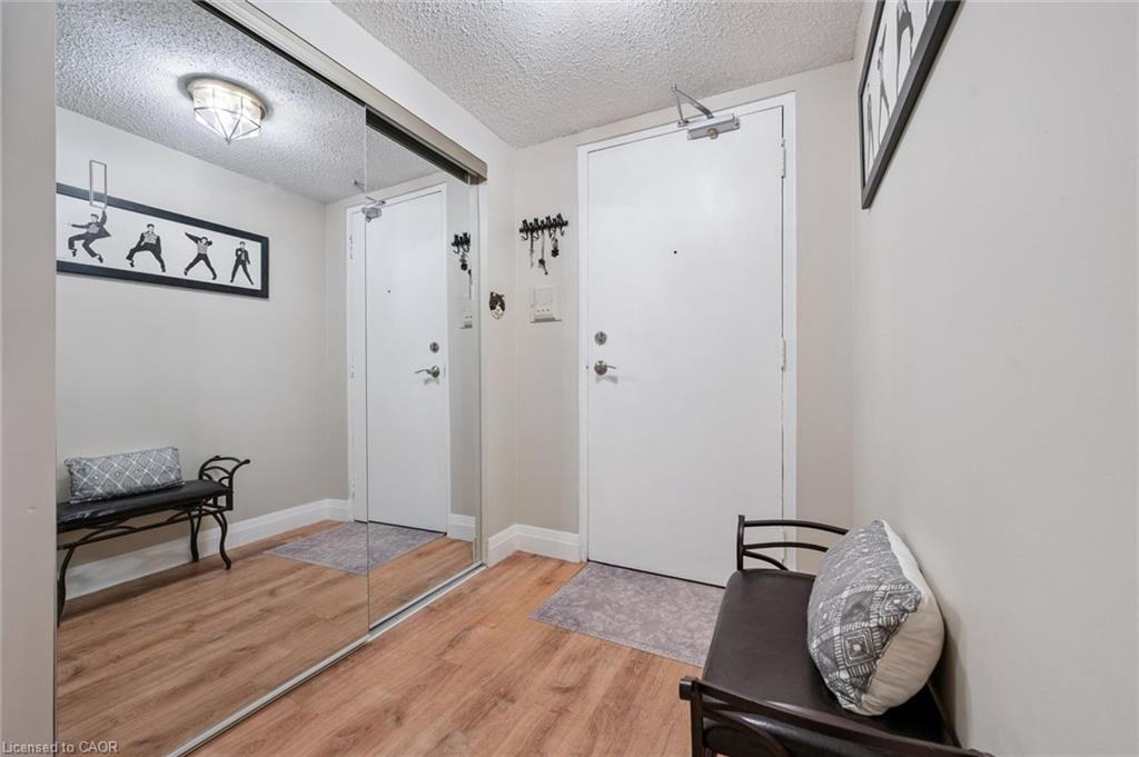 206-93 Westwood Road Unit: 206