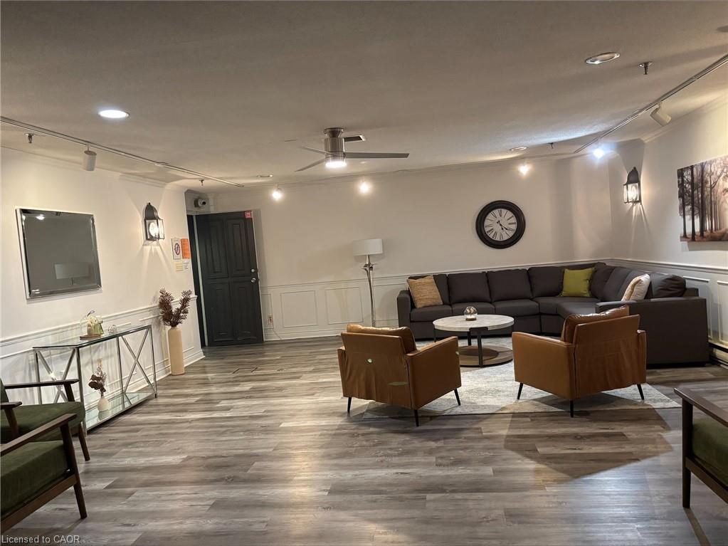 206-93 Westwood Road Unit: 206