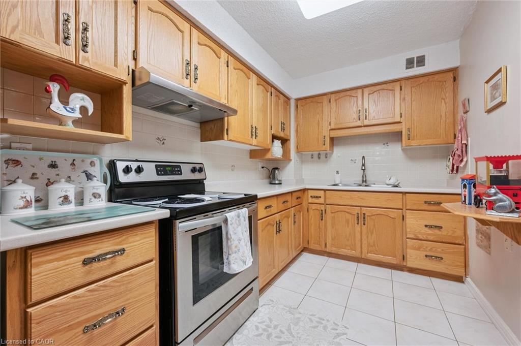 206-93 Westwood Road Unit: 206