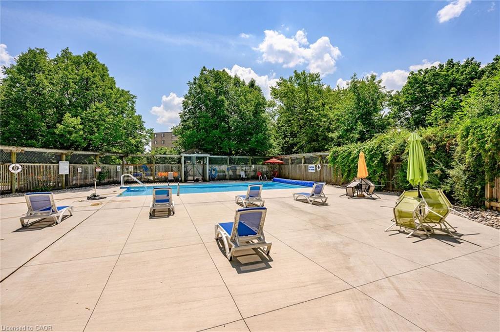 206-93 Westwood Road Unit: 206
