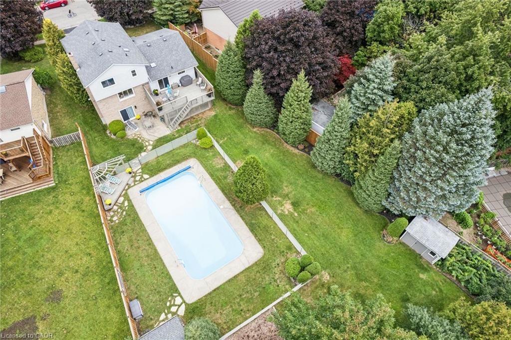 32 Thornhill Drive