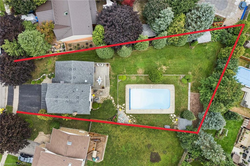 32 Thornhill Drive