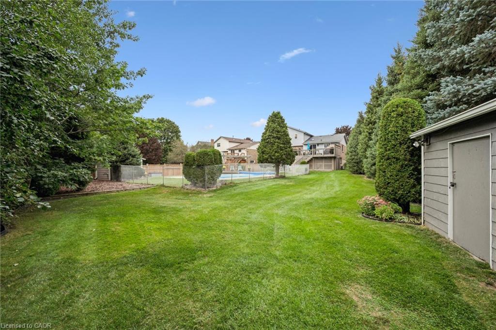 32 Thornhill Drive