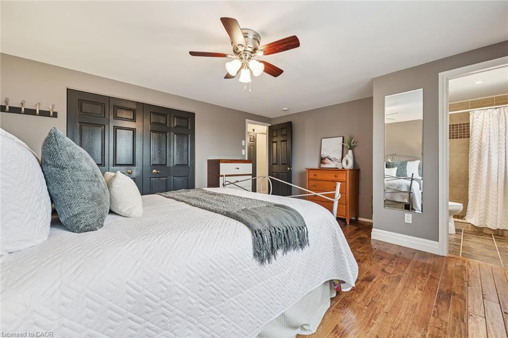 32 Thornhill Drive