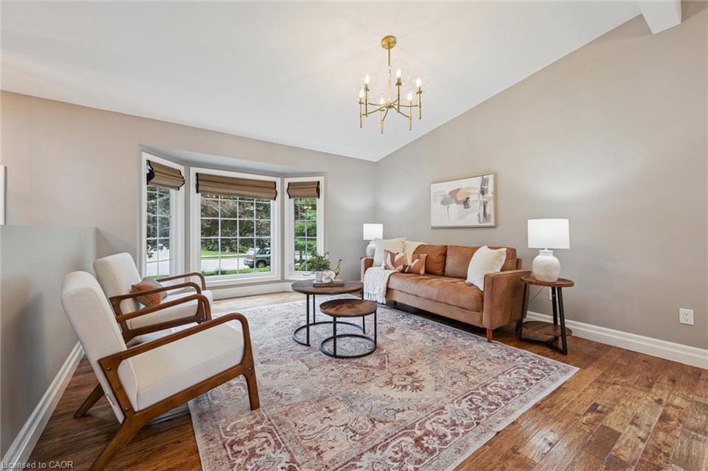 32 Thornhill Drive