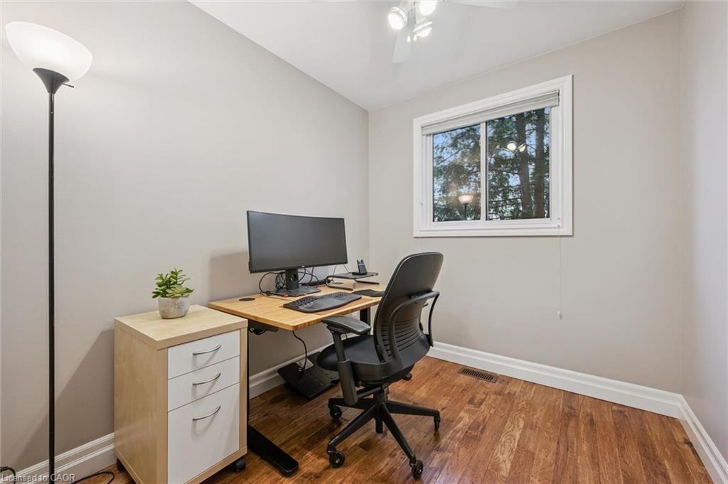 32 Thornhill Drive