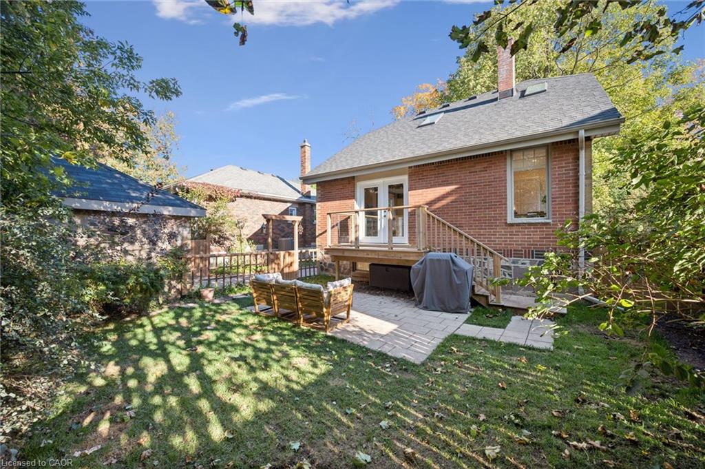 31 James Street W