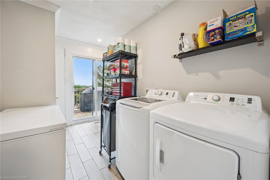 29 Mcilwraith Crescent