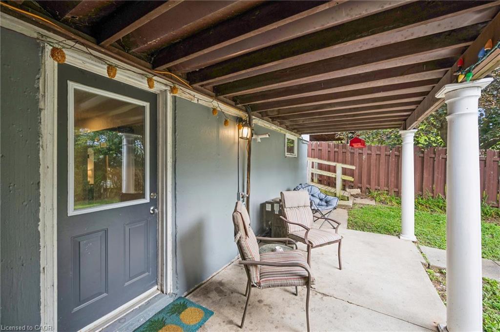 29 Mcilwraith Crescent