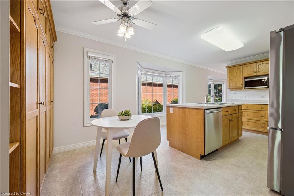 11 Honeysuckle Drive