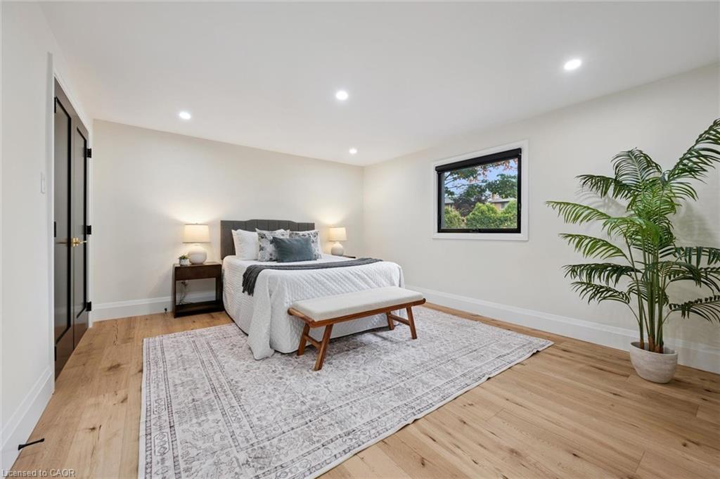 11 Bridlewood Drive
