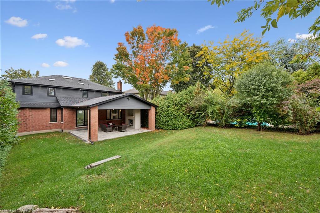 11 Bridlewood Drive
