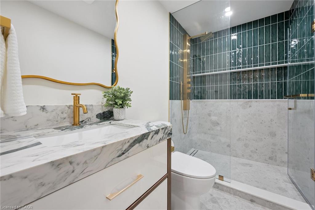 11 Bridlewood Drive