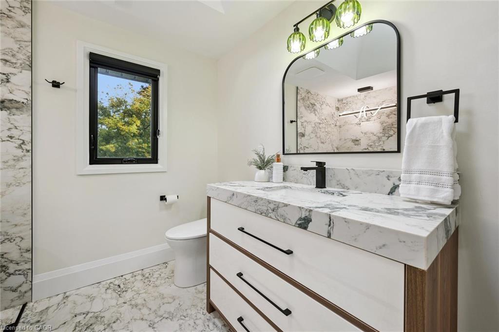11 Bridlewood Drive