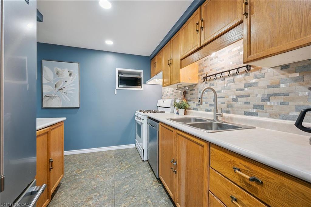 41 Grandridge Crescent