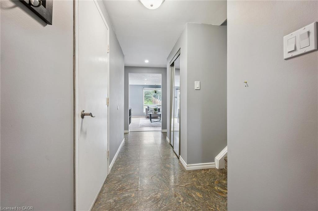 41 Grandridge Crescent
