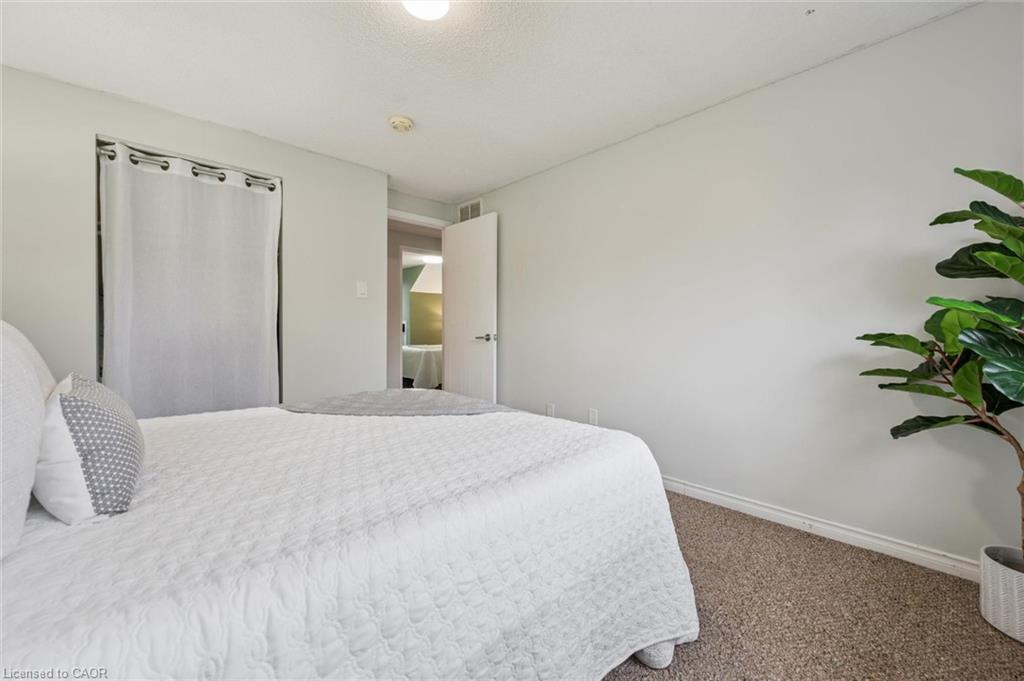 41 Grandridge Crescent