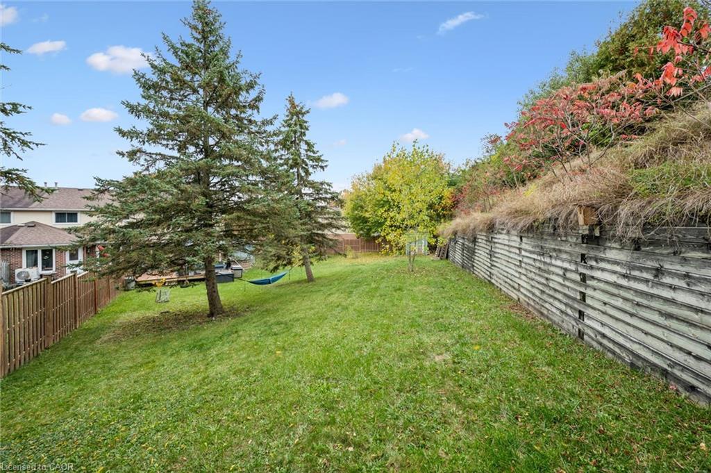 41 Grandridge Crescent