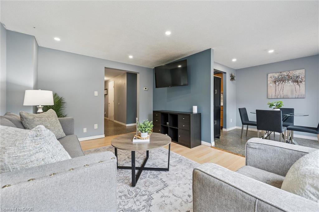 41 Grandridge Crescent