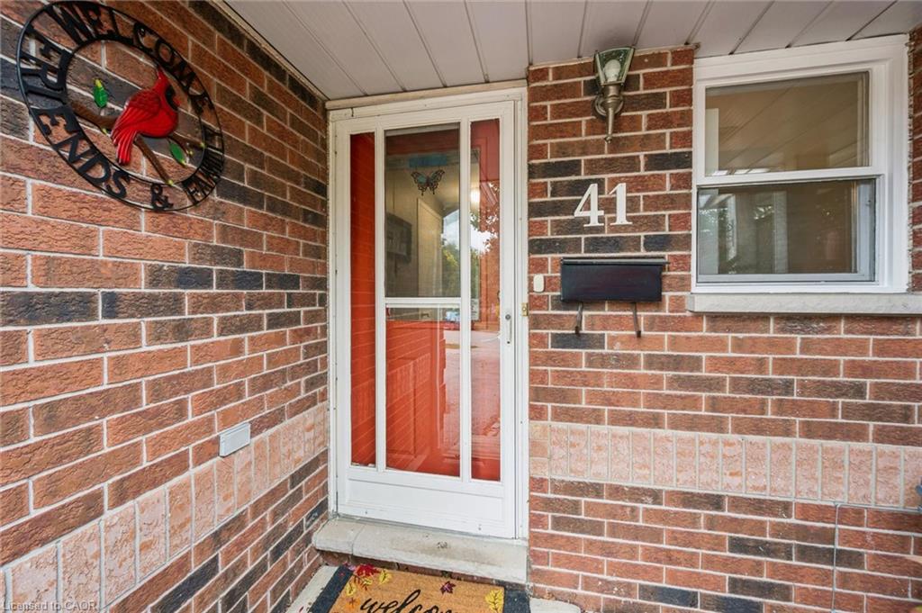 41 Grandridge Crescent
