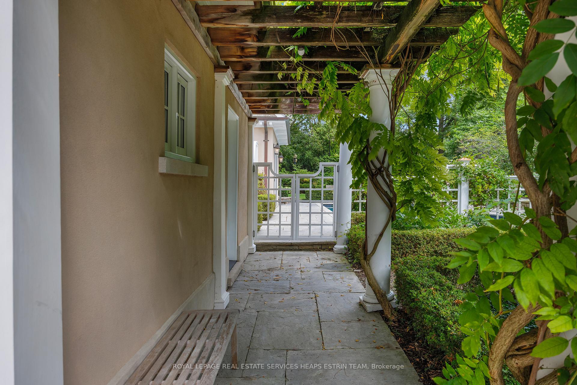 75 Queen Street