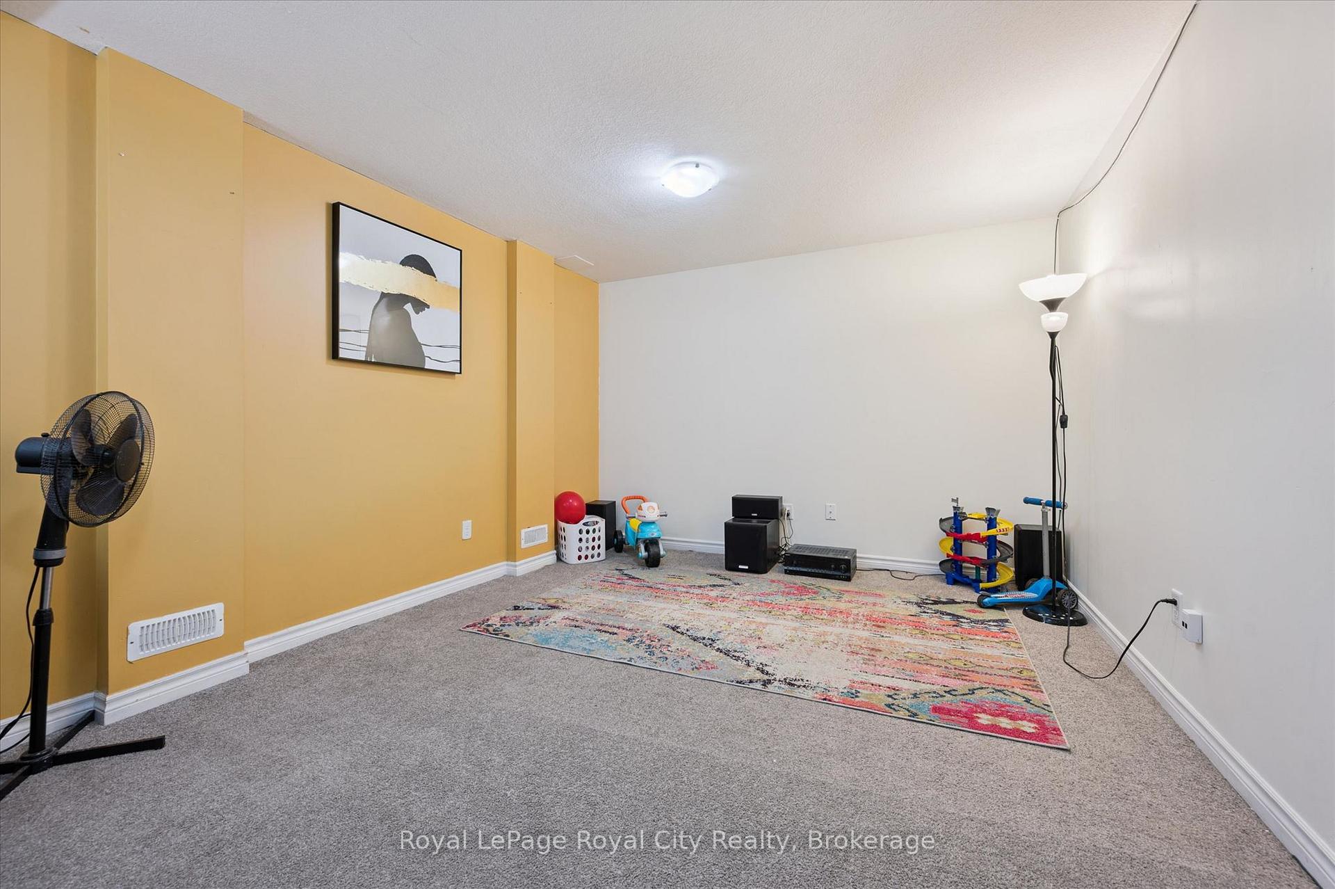 91 Lambeth Way