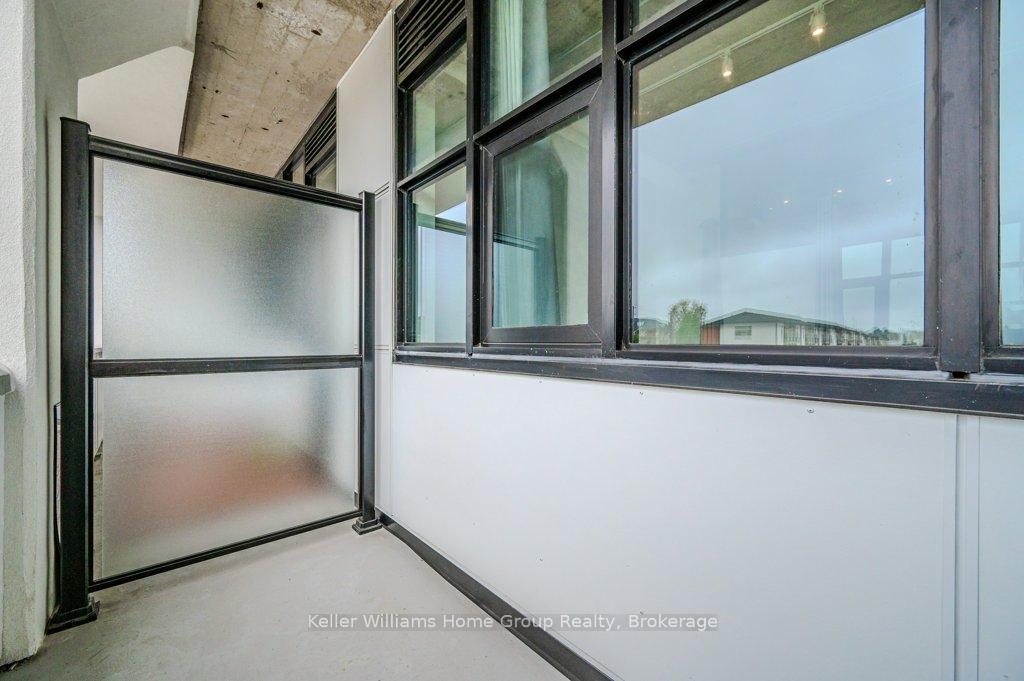 120 Huron Street 304