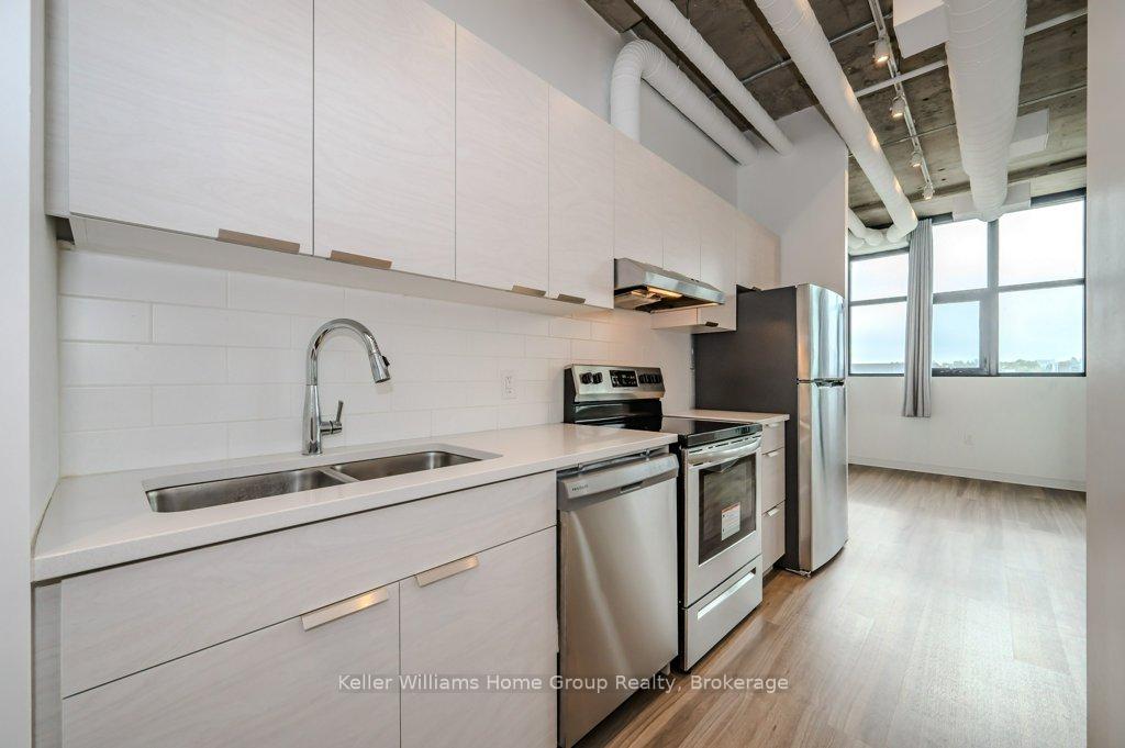 120 Huron Street 304
