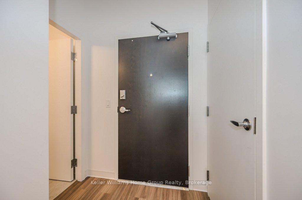 120 Huron Street 304