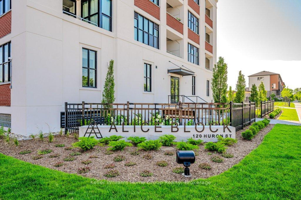 120 Huron Street 304