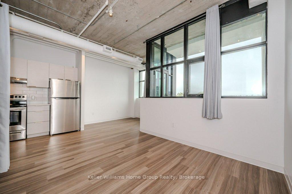 120 Huron Street 304