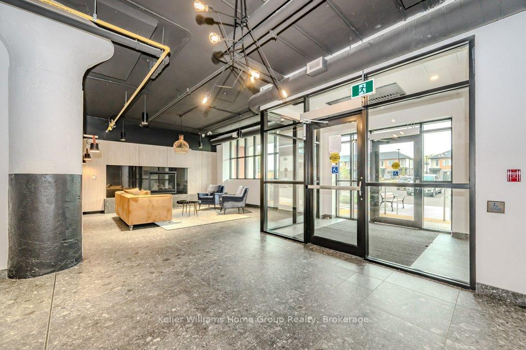 120 Huron Street 304