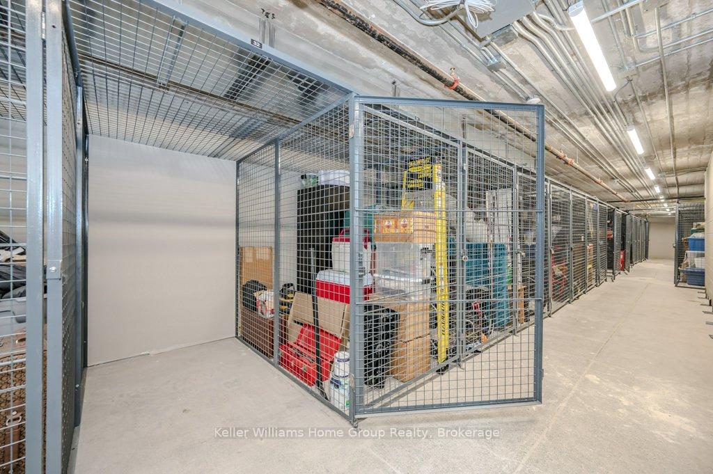 120 Huron Street 304