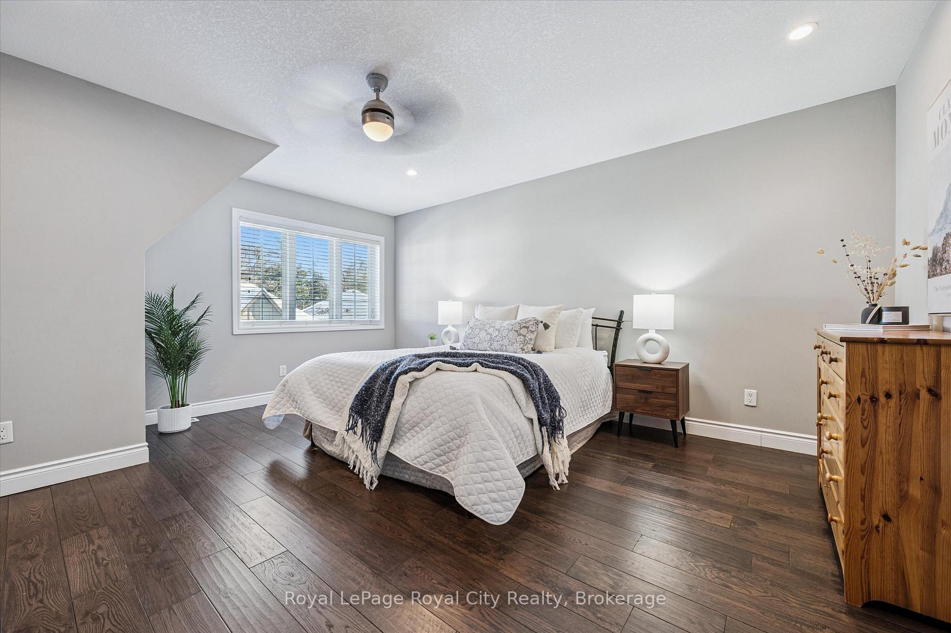 635 Saginaw Parkway 54