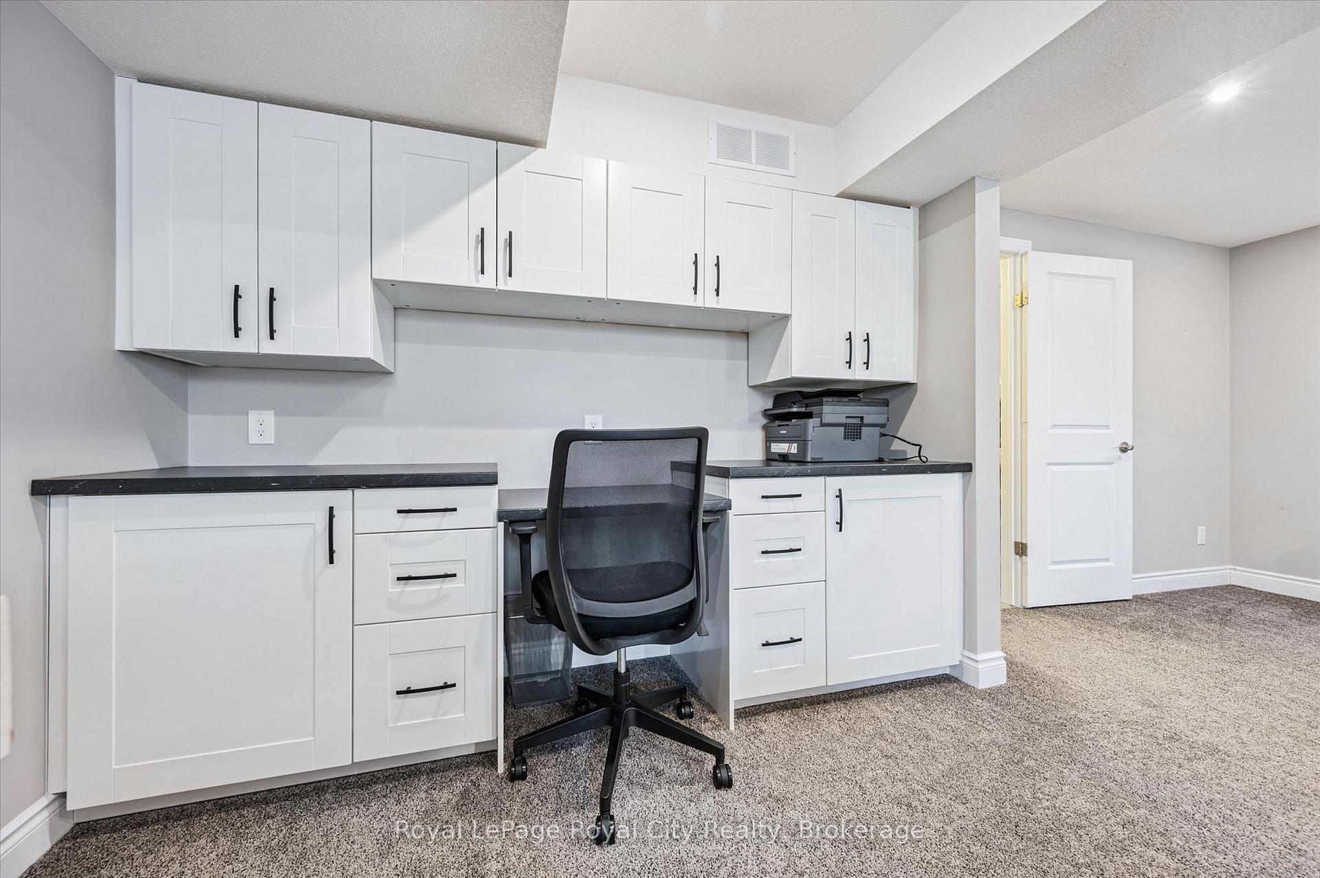635 Saginaw Parkway 54
