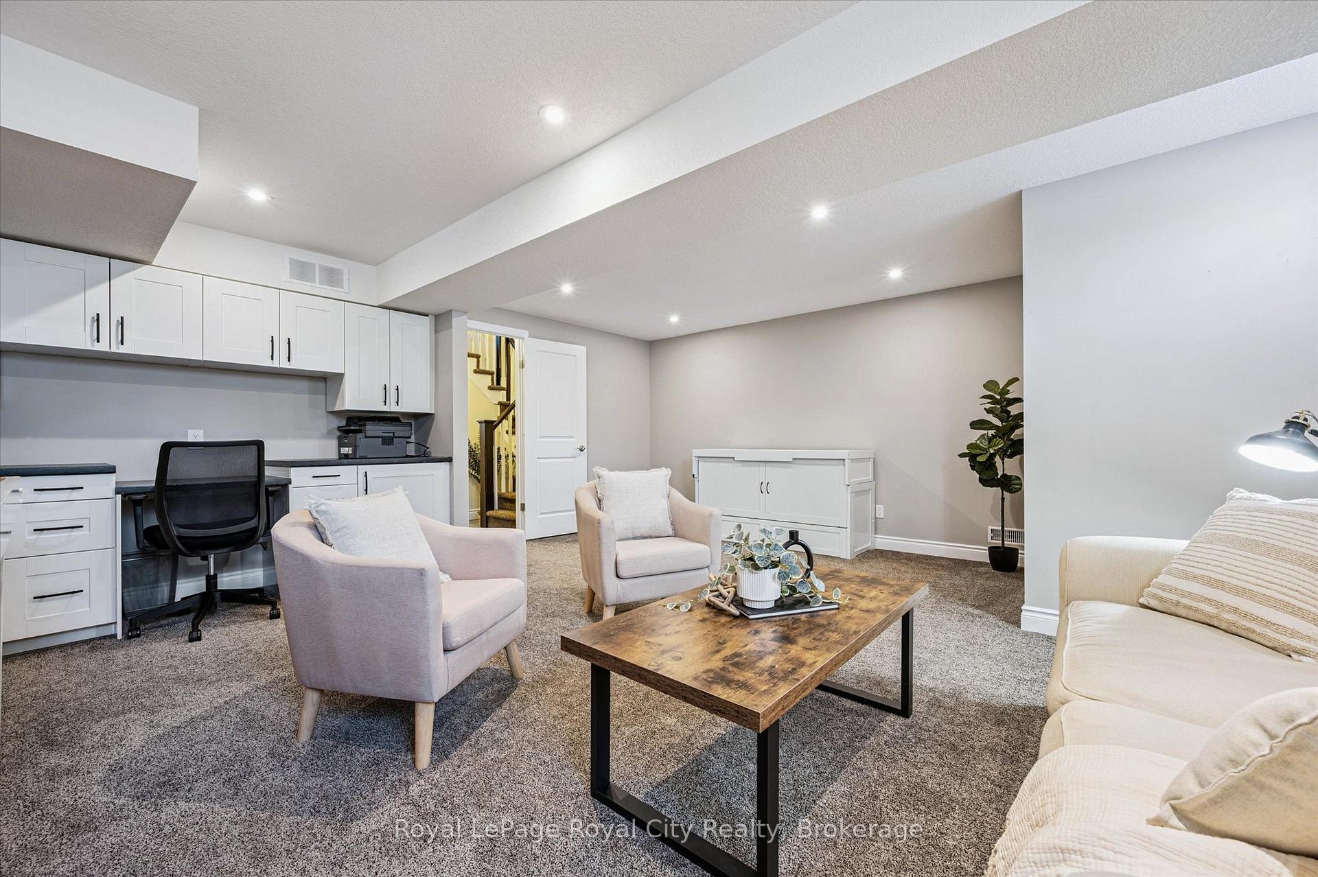 635 Saginaw Parkway 54