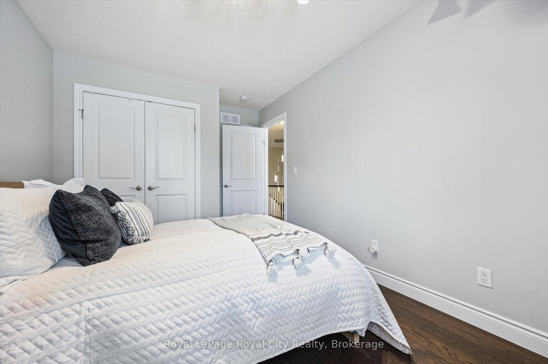 635 Saginaw Parkway 54