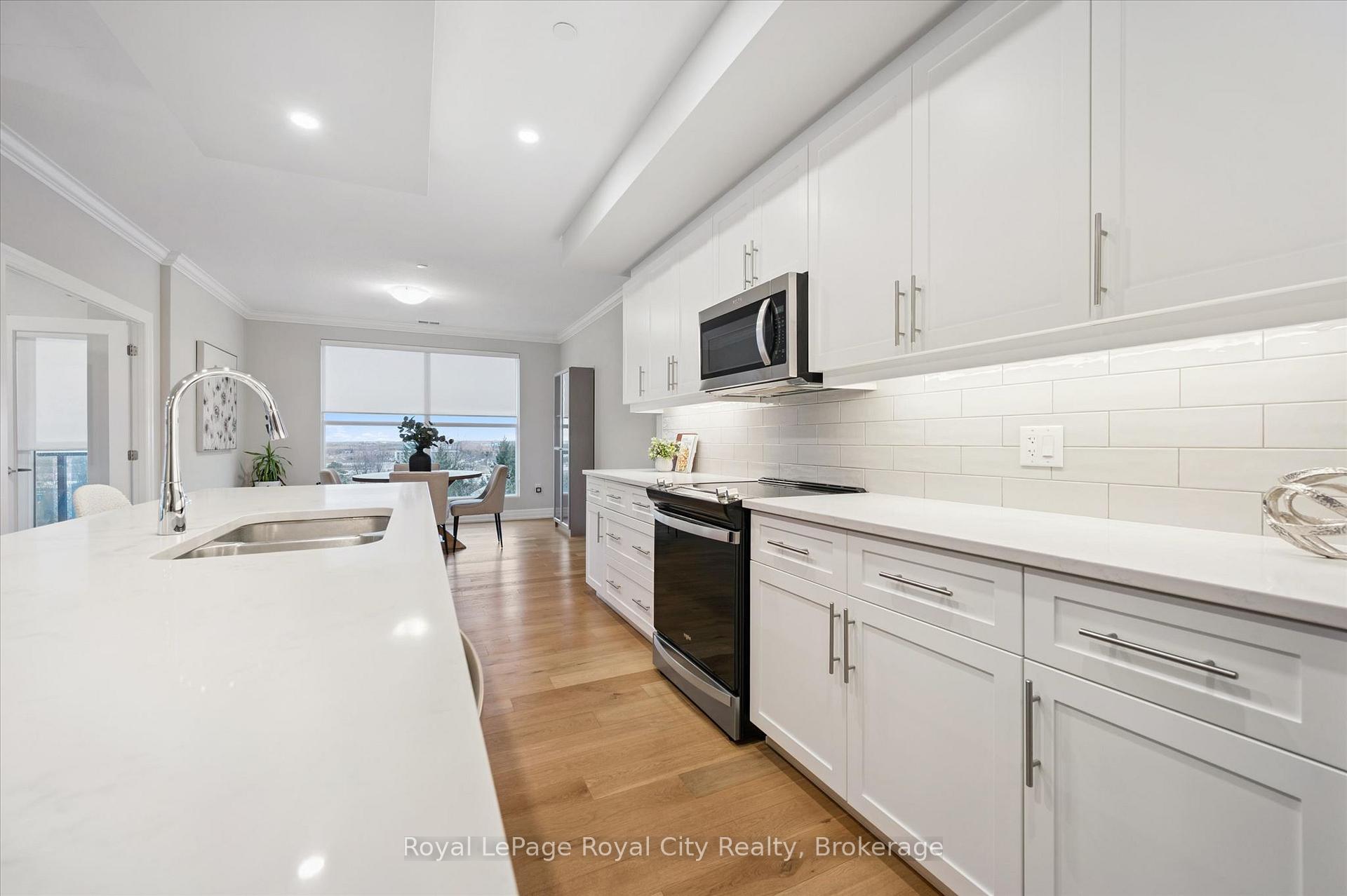 1880 Gordon Street 505
