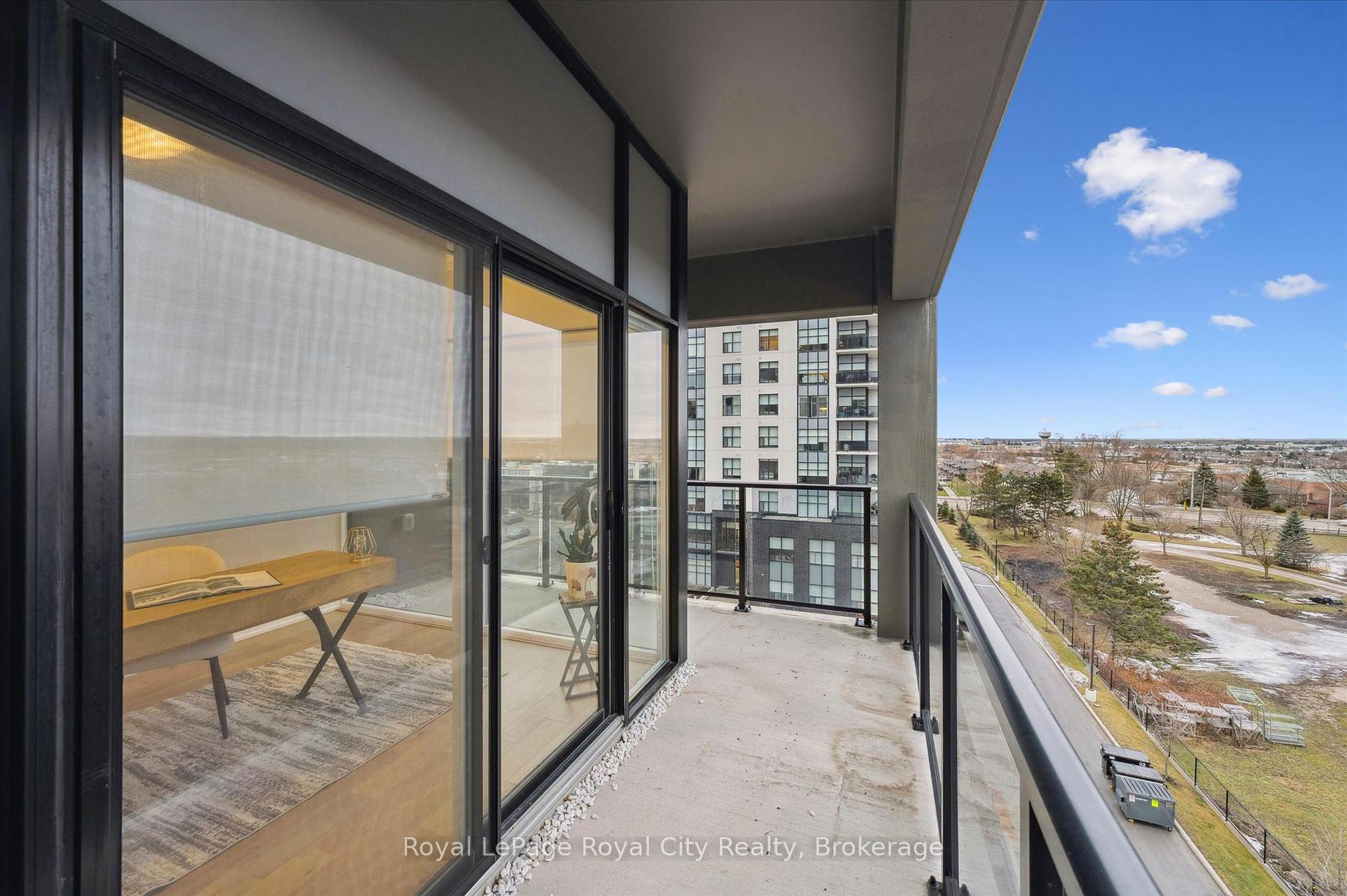 1880 Gordon Street 505