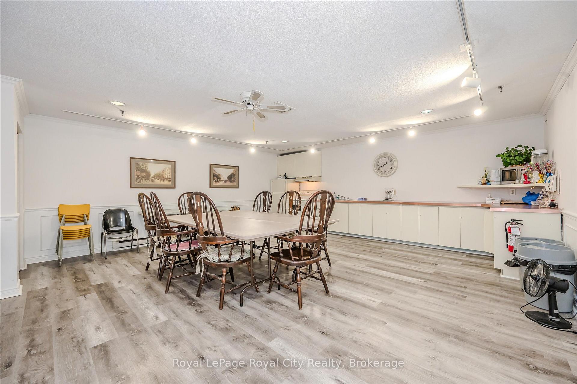 93 Westwood Road 607