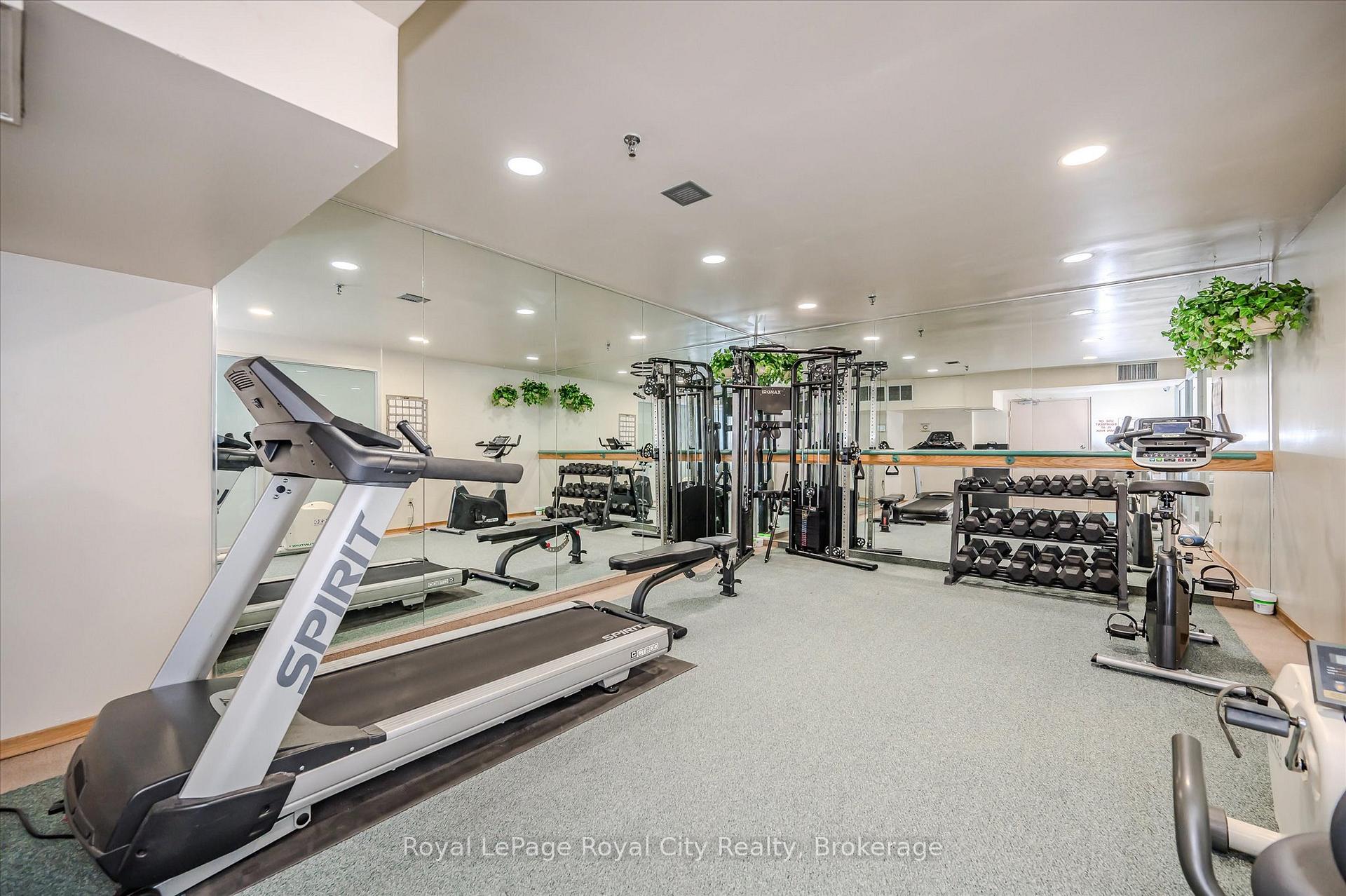 93 Westwood Road 607
