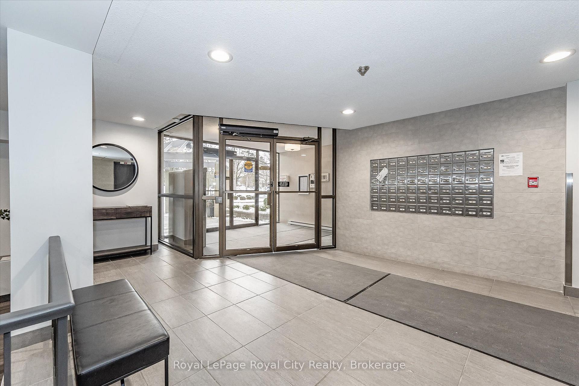 93 Westwood Road 607