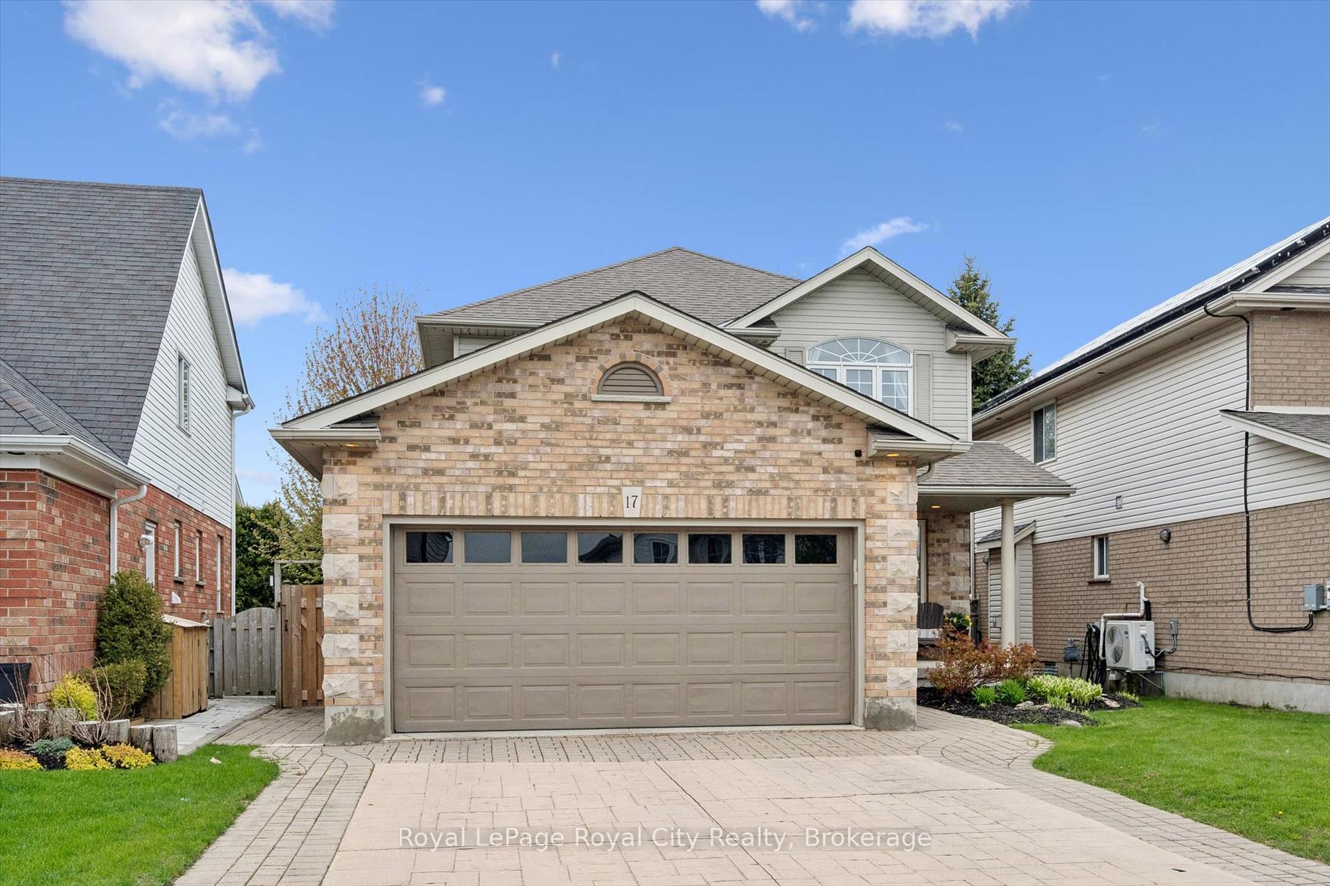 17 Carroll Crescent