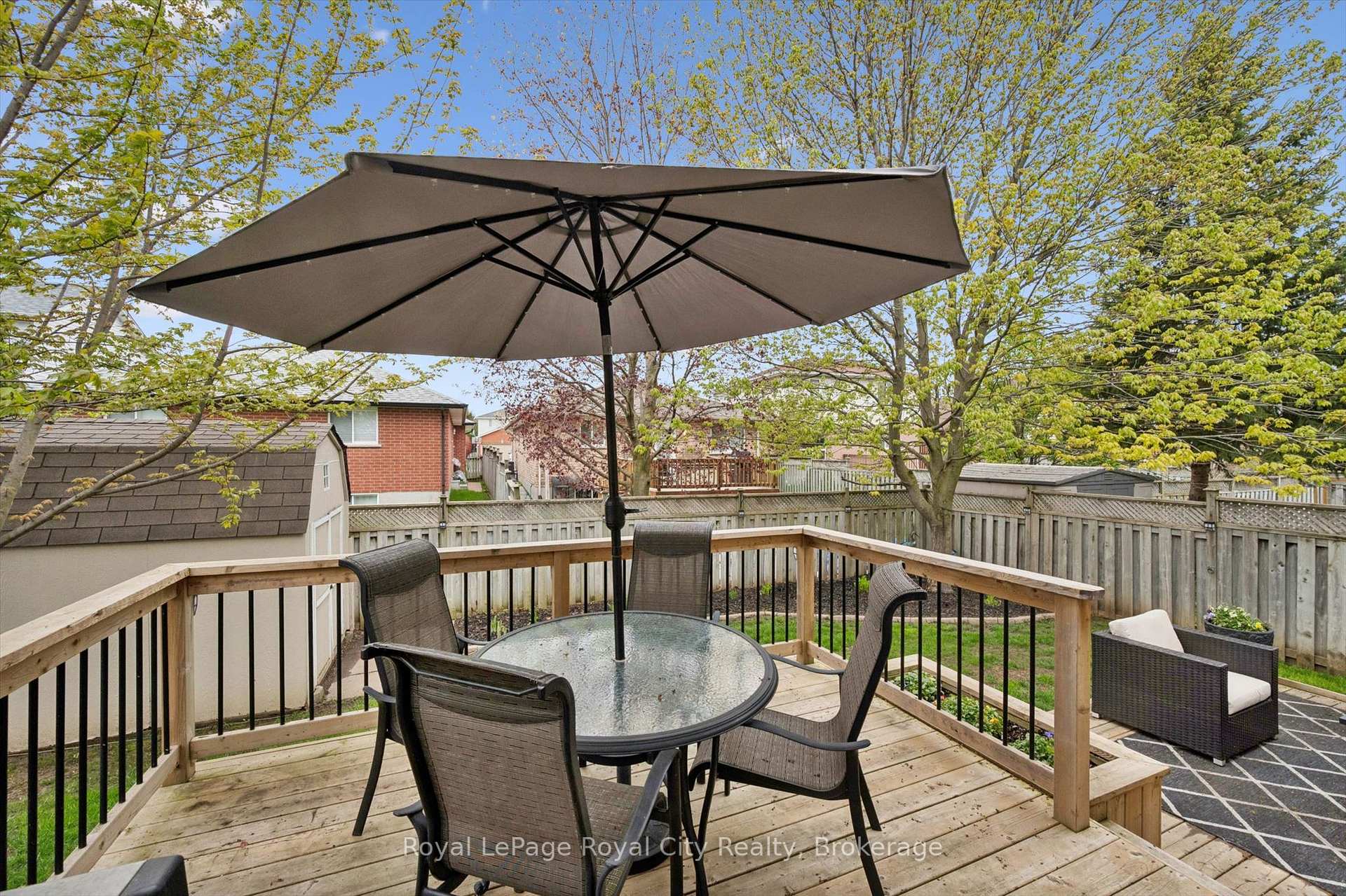 17 Carroll Crescent